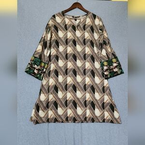 RL Pret asymmetrical design cranes slit on sides dress. Size 10